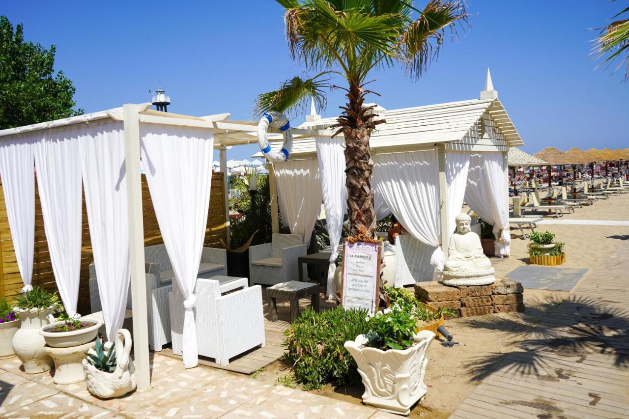Hotel Rex Gabicce Mare Exteriör bild